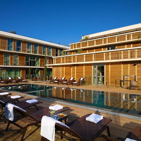 Courtyard By Marriott Ξενοδοχείο 4*