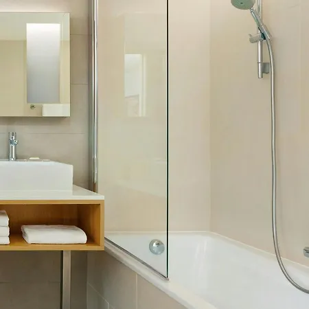 Ξενοδοχείο Courtyard By Marriott Μονπελιέ