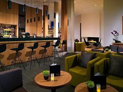 Ξενοδοχείο Courtyard By Marriott 4*