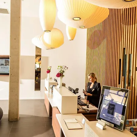 Courtyard By Marriott Μονπελιέ